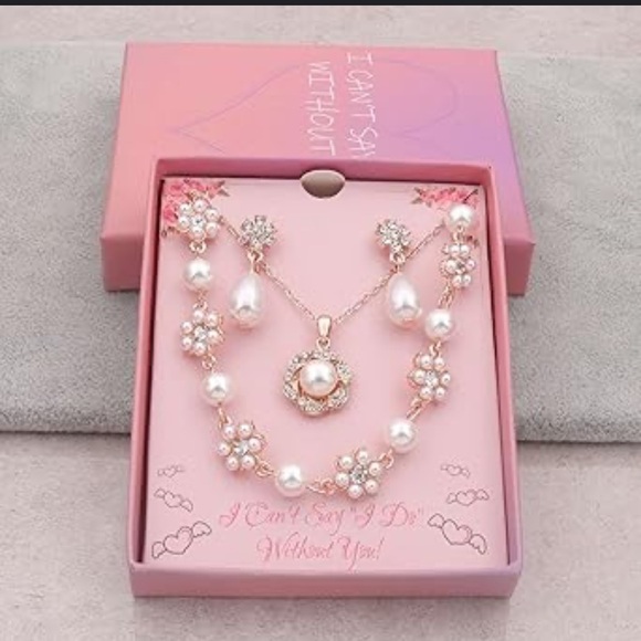 Jewelry - Jewlery set